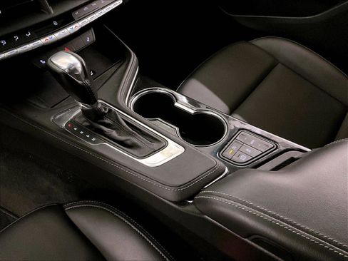 Used 2020 Cadillac CT4 Luxury w/ Sun And Sound Package RWD image 16