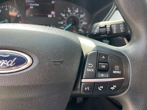 Used 2022 Ford Escape SE FWD image 17