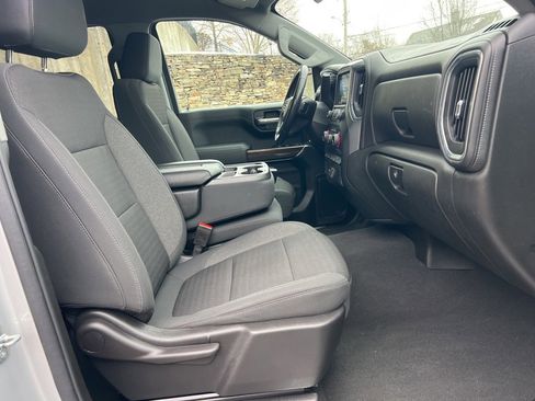 Used 2021 Chevrolet Silverado 1500 LT image 25