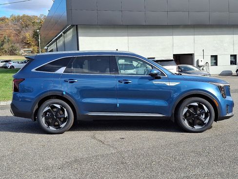 New 2025 Kia Sorento EX w/ EX Panoramic Sunroof Package image 5