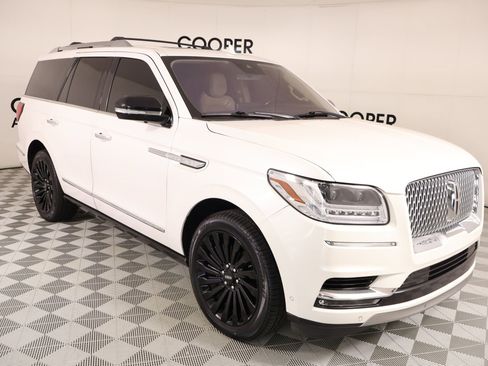 Used 2019 Lincoln Navigator Reserve AWD/4WD image 1