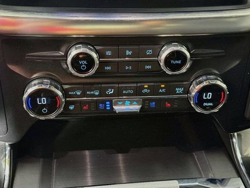 Used 2021 Ford F150 Lariat w/ Equipment Group 502A High AWD/4WD image 19