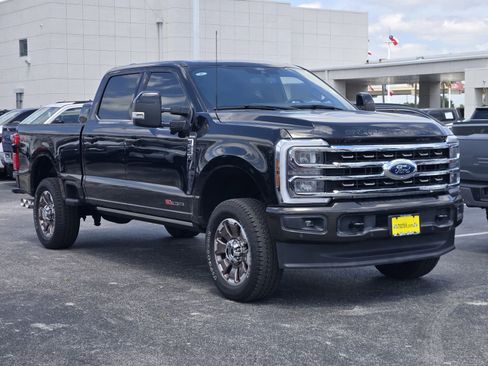 Used 2024 Ford F250 King Ranch AWD/4WD image 3