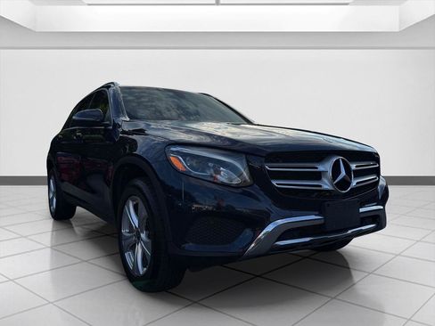 Used 2018 Mercedes-Benz GLC 300 4MATIC image 7
