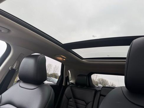 Used 2020 Ford Edge SEL w/ Convenience Package AWD/4WD image 11