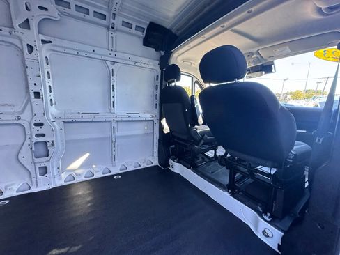 Used 2023 RAM ProMaster 2500 image 22