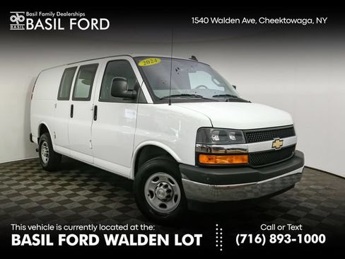 Used 2024 Chevrolet Express 2500 w/ Driver Convenience Package RWD image 1