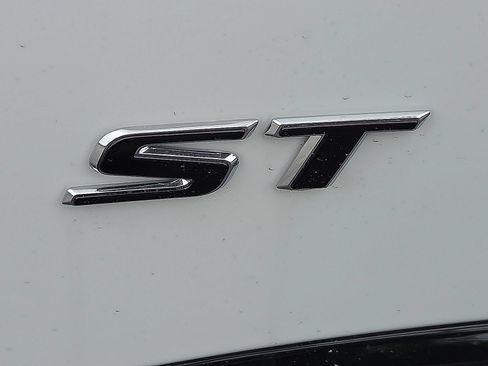 New 2026 Buick Envision Sport Touring AWD/4WD image 8
