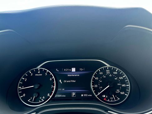 Used 2022 Nissan Maxima SV w/ Floor Mat Group image 41