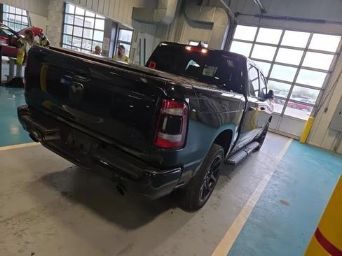 Used 2023 RAM 1500 Laramie AWD/4WD image 3