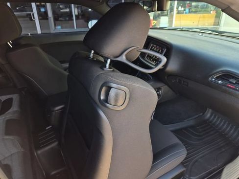 Used 2022 Dodge Challenger R/T Scat Pack RWD image 18