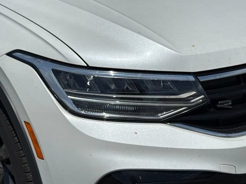 Used 2024 Volkswagen Tiguan SE R-Line AWD/4WD image 12