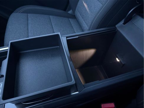 New 2026 GMC Acadia Elevation image 33