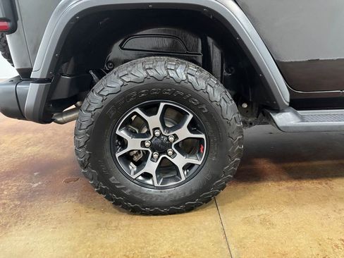 Used 2019 Jeep Wrangler Unlimited Rubicon image 93