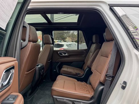 Used 2023 Chevrolet Tahoe High Country AWD/4WD image 19
