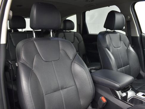 Used 2022 Kia Telluride EX w/ EX Premium Package image 20