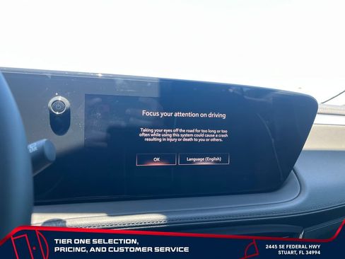 Used 2024 Buick Encore GX Avenir w/ Avenir Technology Package FWD image 30