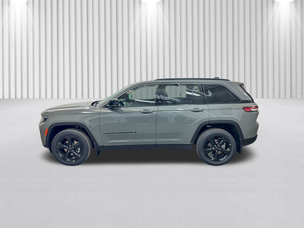 New 2027 Jeep Grand Cherokee Limited AWD/4WD image 8