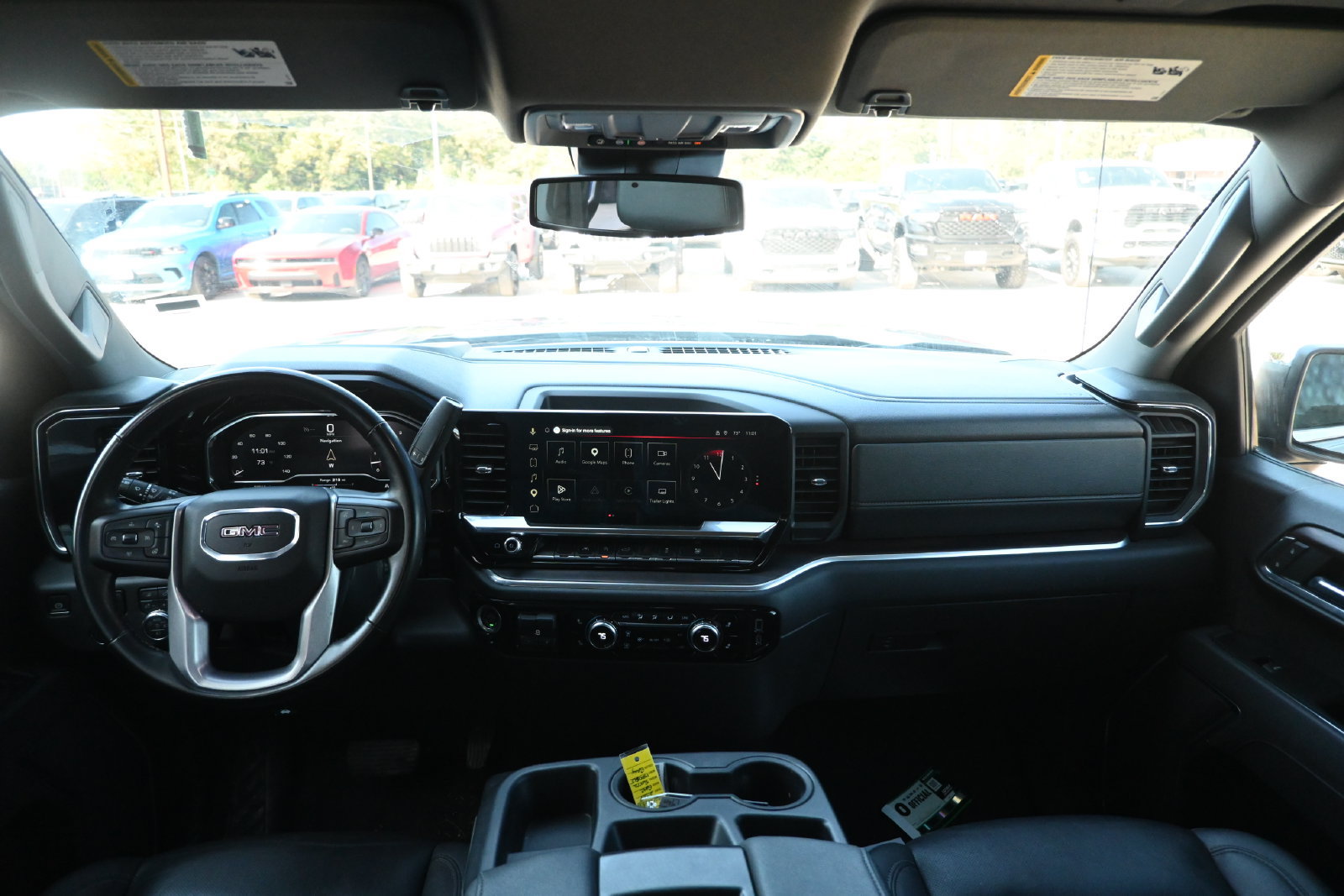 Used 2025 GMC Sierra 1500 SLT RWD image 25