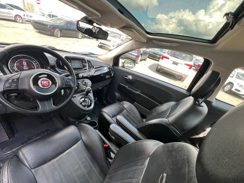 Used 2017 FIAT 500 Lounge FWD image 12