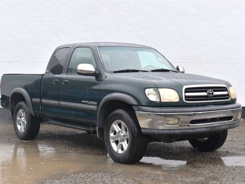 Used 2000 Toyota Tundra SR5 image 1