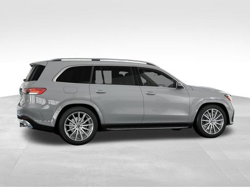 New 2026 Mercedes-Benz GLS 580 4MATIC image 18