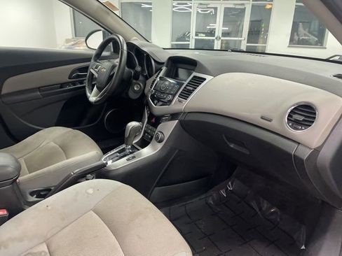 Used 2012 Chevrolet Cruze Eco image 21