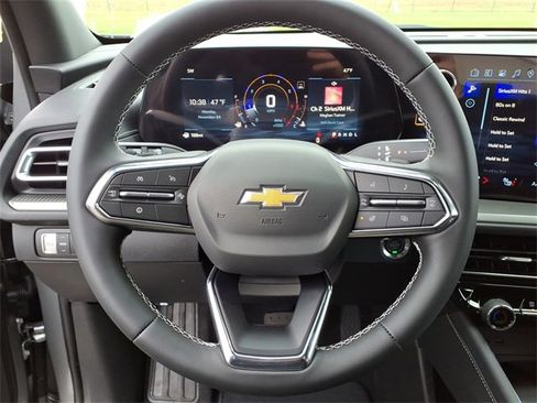 New 2026 Chevrolet Traverse LT w/ Driver Confidence Package image 11