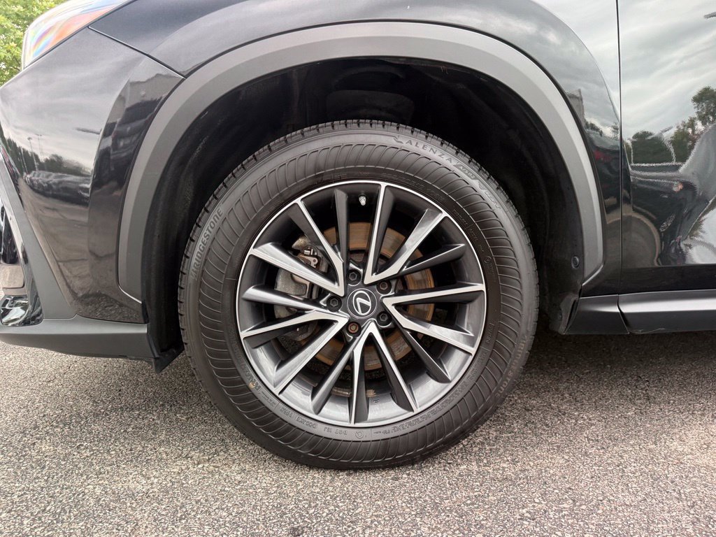 Used 2022 Lexus NX 250 FWD w/ Towing Package (2000 Lbs) image 24