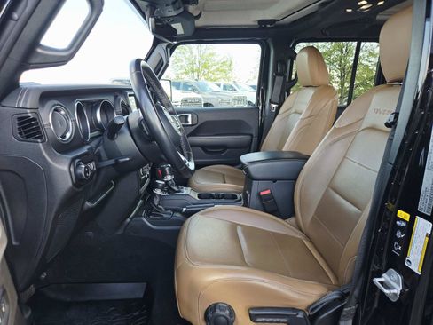 Used 2020 Jeep Gladiator Overland w/ Popular Equipment Package AWD/4WD image 12