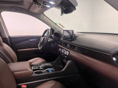 Used 2023 Honda Pilot Elite image 11