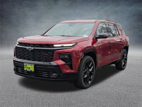 New 2026 Chevrolet Traverse RS w/ LPO, Floor Liner Package image 8