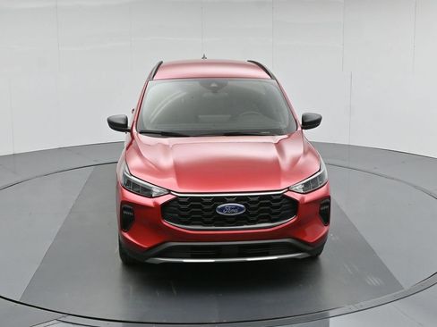 Used 2025 Ford Escape ST-Line w/ Equipment Group 301A image 40