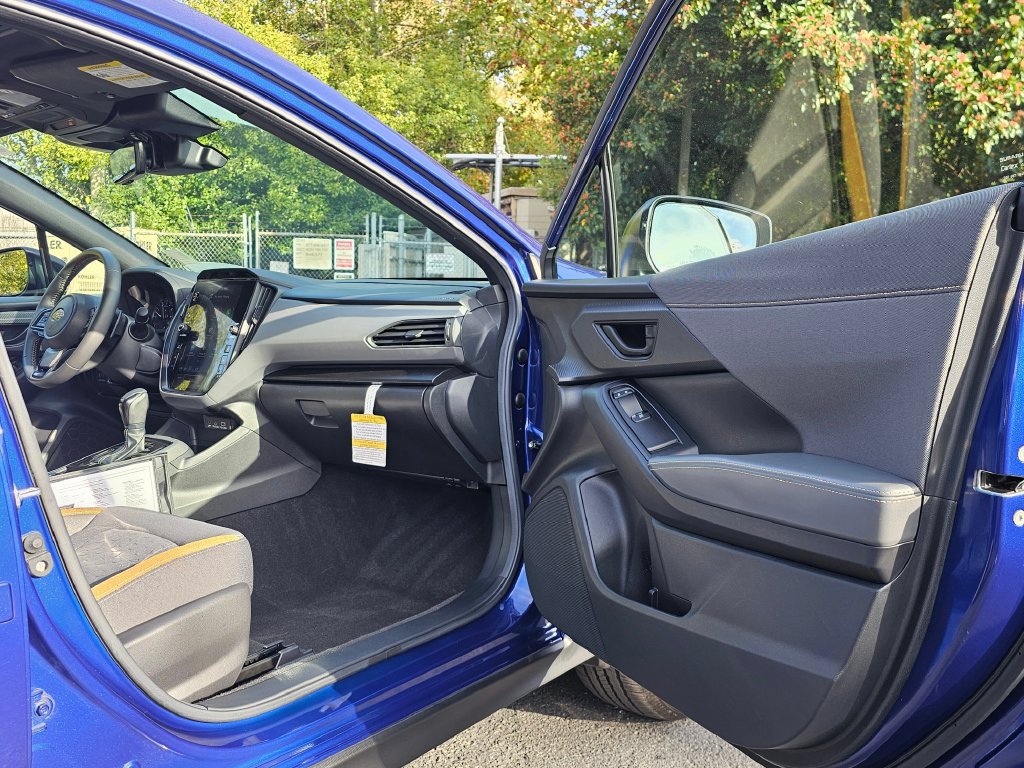 Used 2025 Subaru Crosstrek 2.5i Sport w/ Crosstrek Mirror Package AWD/4WD image 10
