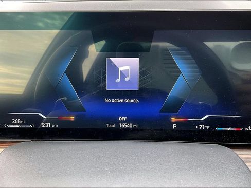 Used 2025 BMW X5 xDrive40i w/ Parking Assistance Package AWD/4WD image 13
