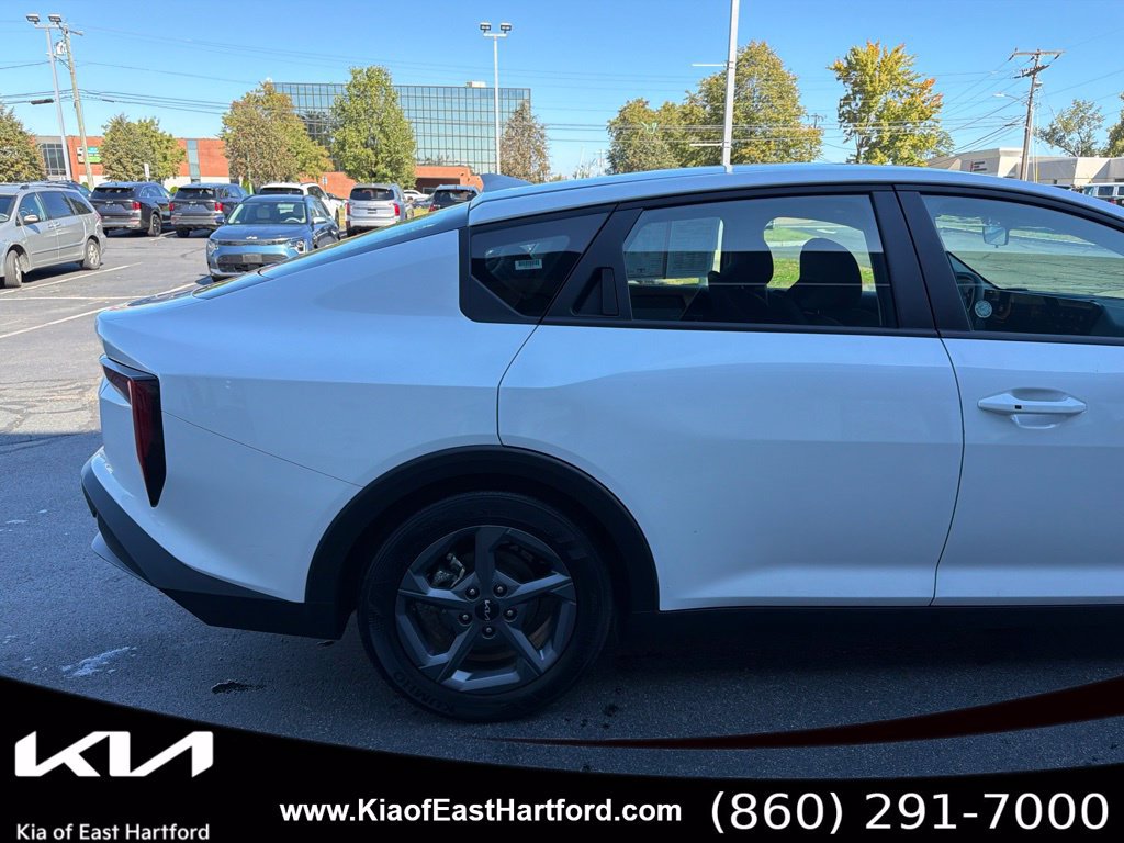 Used 2025 Kia K4 FWD image 7