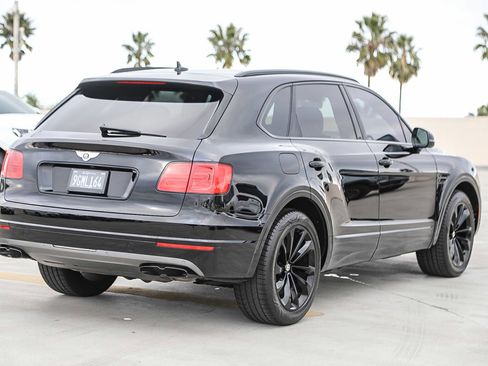 Used 2019 Bentley Bentayga image 7