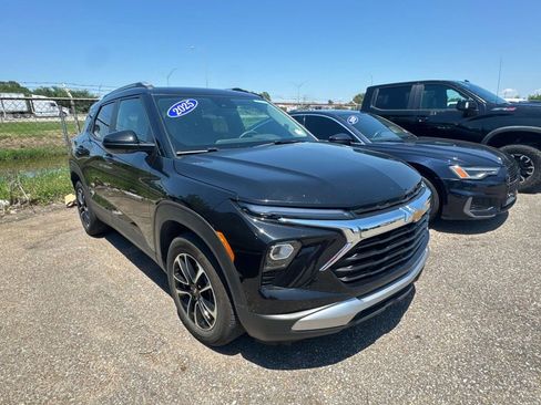 Used 2025 Chevrolet TrailBlazer LT FWD image 10