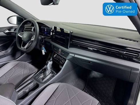 Certified 2025 Volkswagen Jetta Sport image 28