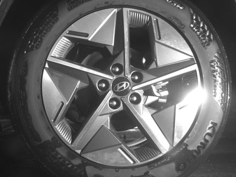 Used 2025 Hyundai Tucson SEL AWD/4WD image 14