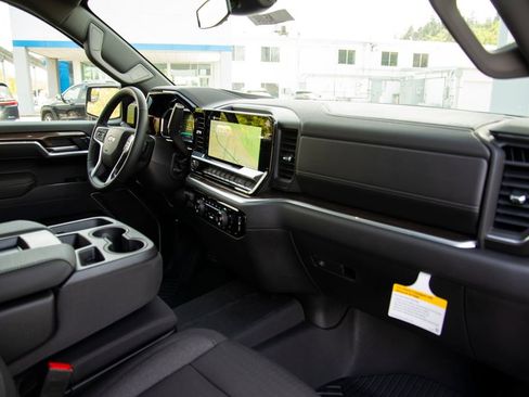 New 2026 Chevrolet Silverado 1500 RST w/ Z71 Off-Road Package AWD/4WD image 17