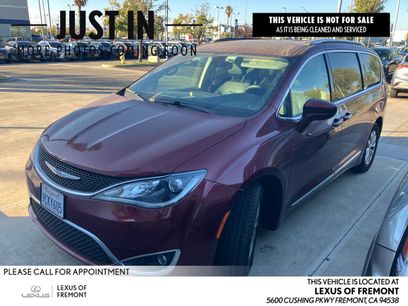Used 2018 Chrysler Pacifica Touring-L