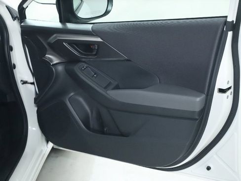 Certified 2025 Subaru Impreza 2.0i image 31