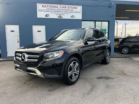 Used 2019 Mercedes-Benz GLC 300 GLC 300 Sport Utility 4D image 40