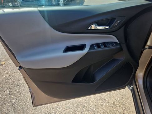 Used 2018 Chevrolet Equinox LS w/ LPO, Floor Liner Package FWD image 10