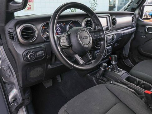 Used 2020 Jeep Wrangler Unlimited Sport S image 11