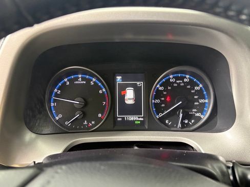 Used 2018 Toyota RAV4 Adventure w/ Cold Weather Package AWD/4WD image 20