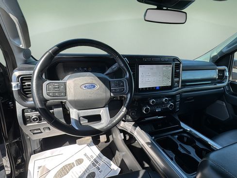 Used 2023 Ford F350 Lariat w/ FX4 Off-Road Package AWD/4WD image 4