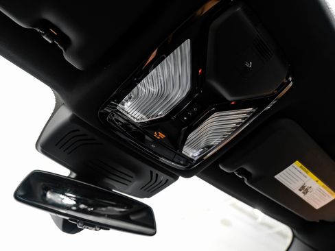 Used 2024 BMW X4 xDrive30i image 39