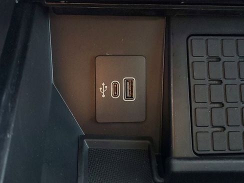 Used 2025 Ford F150 King Ranch w/ FX4 Off-Road Package image 35